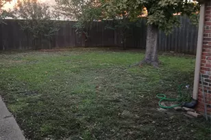 2505 Copper Creek Ln, Carrollton, TX 75006 - Photo 7