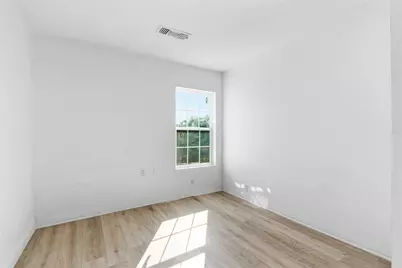 3229 Meadow Oaks Drive, Haltom City, TX 76117 - Photo 25