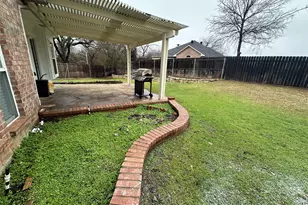 1233 Buehler Ct, Lewisville, TX 75067 - Photo 17