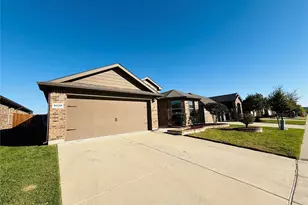 9328 Castorian Dr, Fort Worth, TX 76131 - Photo 3
