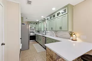 703 E Pennsylvania Ave, Van, TX 75790 - Photo 13