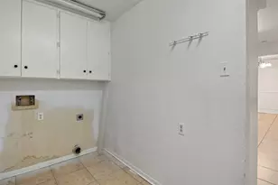 2007 E Park Row Dr, Arlington, TX 76010 - Photo 25