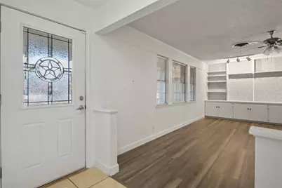 2007 E Park Row Drive, Arlington, TX 76010 - Photo 7