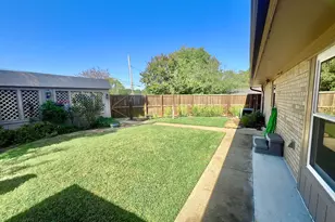 2626 Shoreline Dr, Sherman, TX 75092 - Photo 13