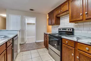 2118 Augusta St, Lancaster, TX 75146 - Photo 11