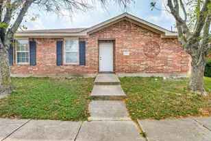 2118 Augusta St, Lancaster, TX 75146 - Photo 1
