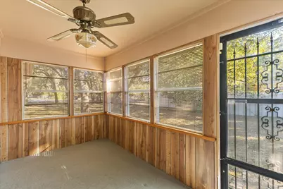 10714 Grove Oaks Boulevard, Dallas, TX 75217 - Photo 15