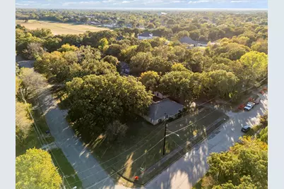 10714 Grove Oaks Boulevard, Dallas, TX 75217 - Photo 3