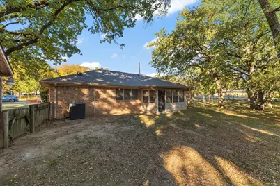 10714 Grove Oaks Boulevard, Dallas, TX 75217 - Photo 21