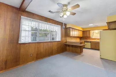 10714 Grove Oaks Boulevard, Dallas, TX 75217 - Photo 11