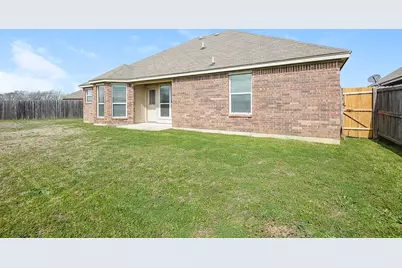 113 Currie Court, Crowley, TX 76036 - Photo 15