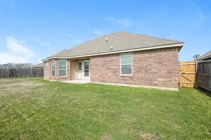 113 Currie Ct, Crowley, TX 76036 - Photo 15