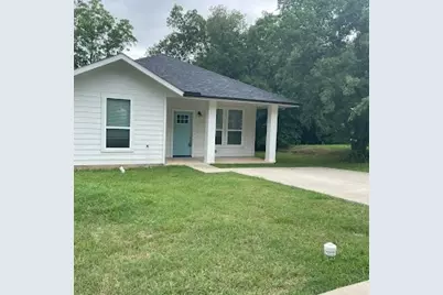 1305 Stanford Street, Greenville, TX 75401 - Photo 3