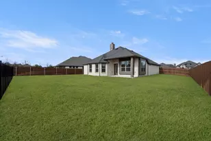 272 Sparkling Spgs Dr, Waxahachie, TX 75165 - Photo 3