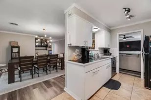 2003 Cypress St, Gainesville, TX 76240 - Photo 11