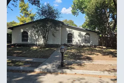 838 Pinehill Lane, Grand Prairie, TX 75052 - Photo 13