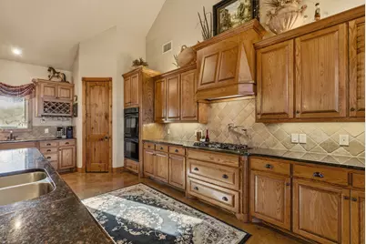 135 Serrano Court, Weatherford, TX 76087 - Photo 9