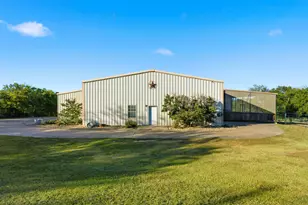 135 Serrano Ct, Weatherford, TX 76087 - Photo 25