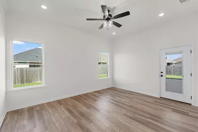 916 Morgan Street, Hewitt, TX 76643 - Photo 15