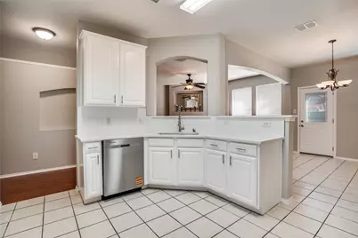 8308 Ram Ridge Road, Fort Worth, TX 76137 - Photo 11