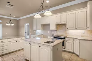 1207 Mallard Way, Granbury, TX 76048 - Photo 11