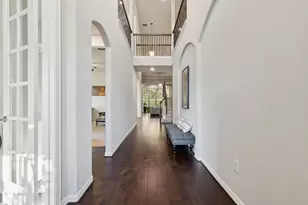 807 Dove Trl, Euless, TX 76039 - Photo 5