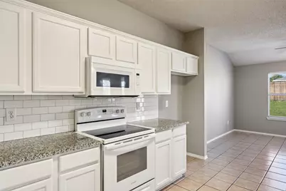 1013 Chesterfield Drive, Murphy, TX 75094 - Photo 13