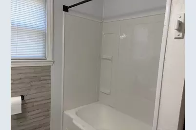 421 Seaman Street, Fort Worth, TX 76111 - Photo 9