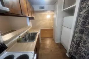 213-215 W Cedar St, Gunter, TX 75058 - Photo 29