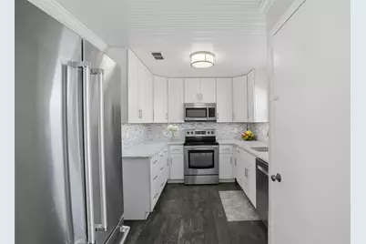 5805 Birchbrook Drive #201, Dallas, TX 75206 - Photo 9