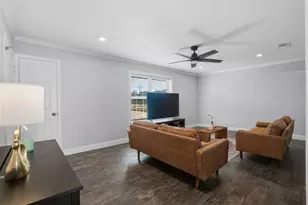 5805 Birchbrook Dr, Dallas, TX 75206 - Photo 7