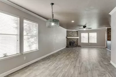 5901 Westgate Drive, Fort Worth, TX 76179 - Photo 5