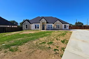 105 Oxford Ct, Weatherford, TX 76088 - Photo 3
