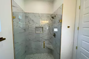 105 Oxford Ct, Weatherford, TX 76088 - Photo 29