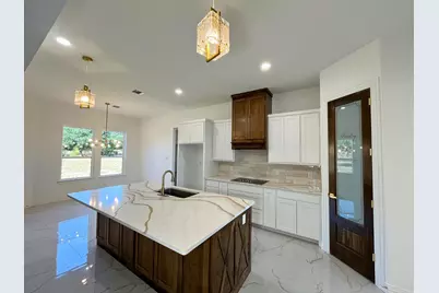 105 Oxford Court, Weatherford, TX 76088 - Photo 13