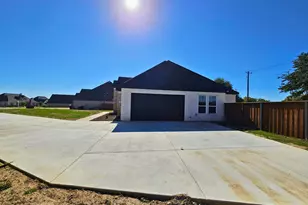 105 Oxford Ct, Weatherford, TX 76088 - Photo 37