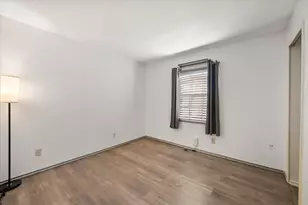 7308 Red Osier Rd, Dallas, TX 75249 - Photo 19