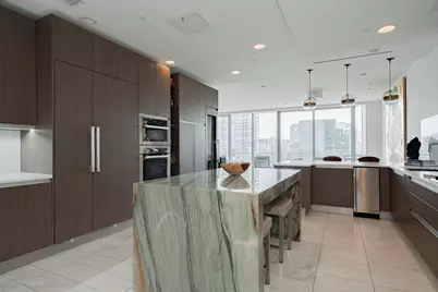 3130 N Harwood Street #2006, Dallas, TX 75201 - Photo 17