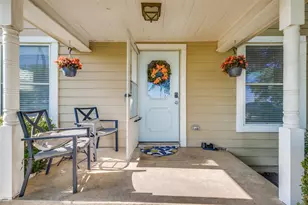 1009 W 7th St, Justin, TX 76247 - Photo 3