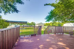 1009 W 7th St, Justin, TX 76247 - Photo 13