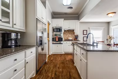 1009 W 7th Street, Justin, TX 76247 - Photo 5