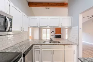 5300 Virburnum Ct, Arlington, TX 76018 - Photo 3