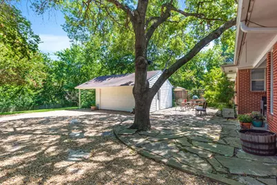 6803 Blessing Drive, Dallas, TX 75214 - Photo 15