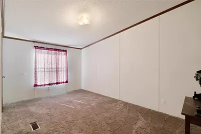 704 Cr 1416, Bogata, TX 75417 - Photo 15