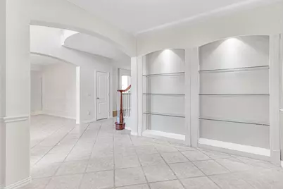 2221 Country Club Drive, Plano, TX 75074 - Photo 9