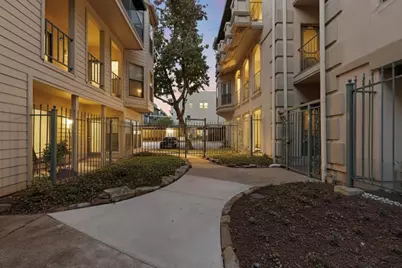 3105 San Jacinto Street #306, Dallas, TX 75204 - Photo 3