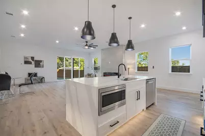 2005 Hearne Avenue, Dallas, TX 75212 - Photo 7