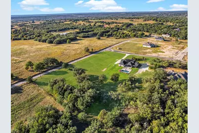 199 Graystone, Weatherford, TX 76088 - Photo 3