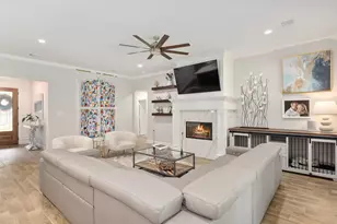 245 Colonial Dr, Mabank, TX 75156 - Photo 9