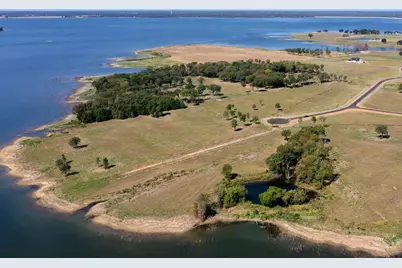 371 Lakewood Lane, Honey Grove, TX 75446 - Photo 7